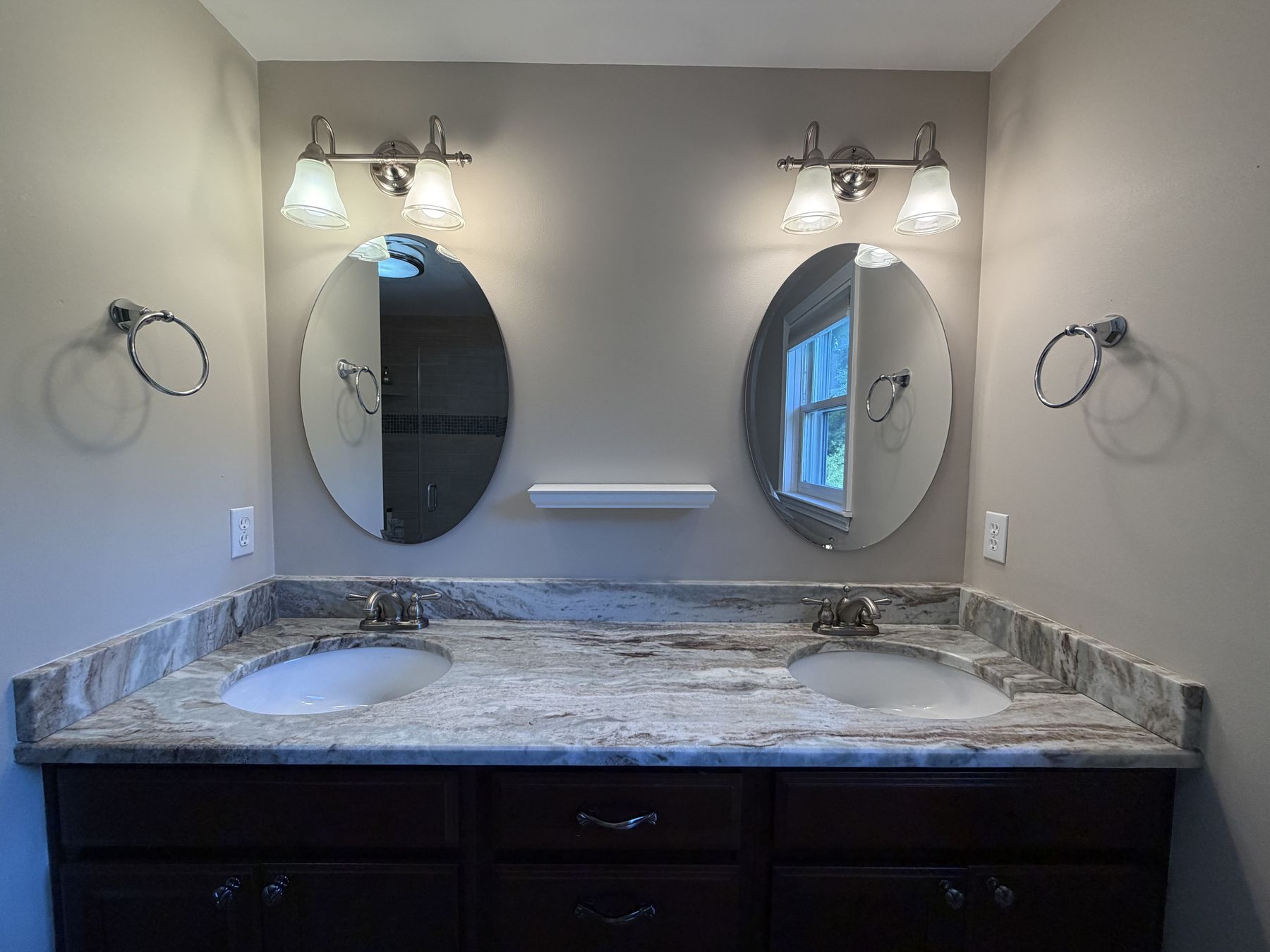 Primary bath